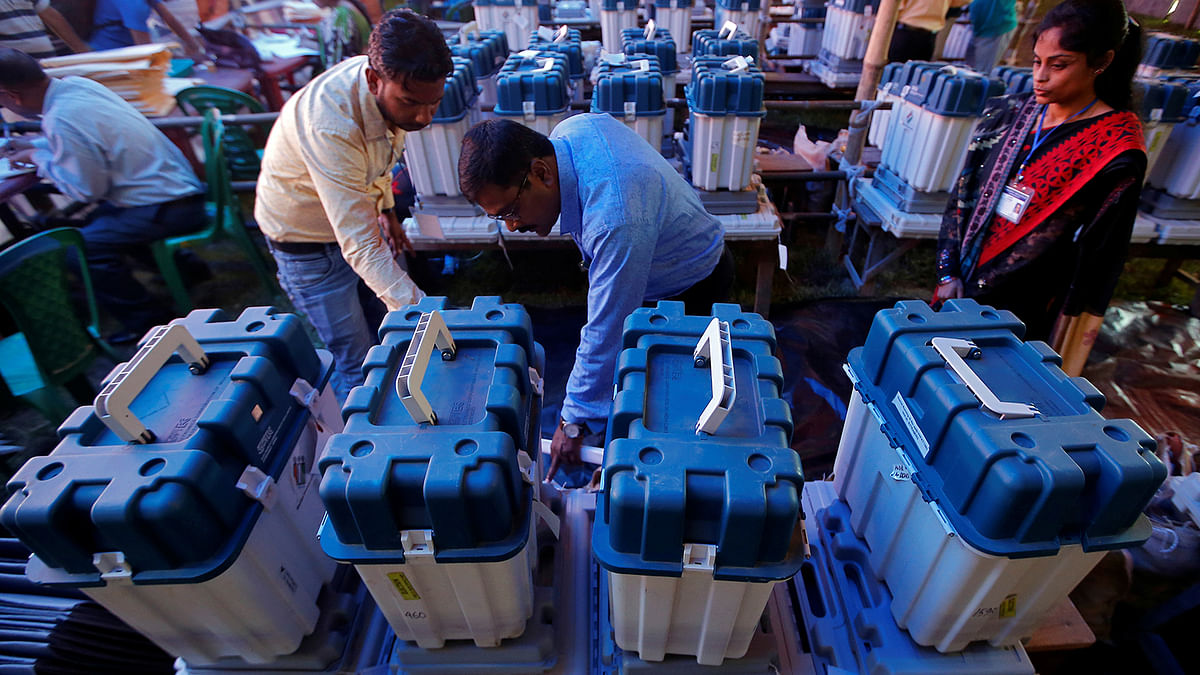 Election staff check Voter Verifiable Paper Audit Trail (VVPAT) machines at a distribution centre in Alipurduar district in the eastern state of West Bengal, India, on 10 April 2019. Photo: Reuters