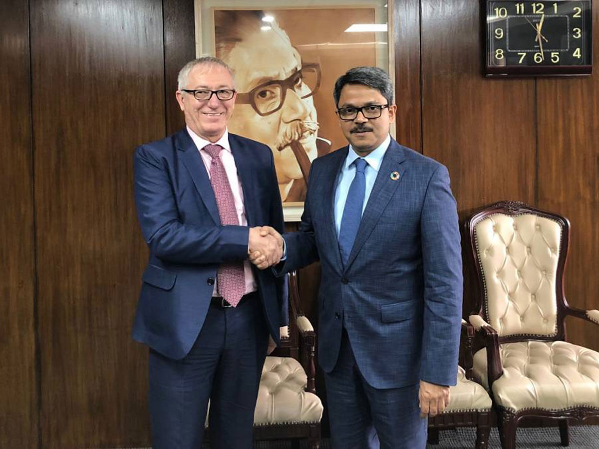 Ambassador of the Republic of Slovenia to Bangladesh with residence in New Delhi Jozef Drofenik meets state minister for foreign affairs Shahriar Alam, MP at the latter`s office in Dhaka on Tuesday. Photo: UNB