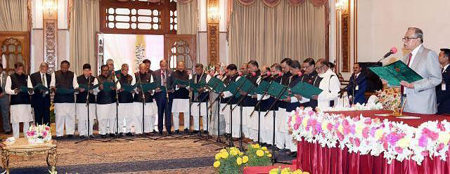 President Abdul Hamid administers the oath of ministers at Darbar Hall in Bangabhaban. PID File Photo