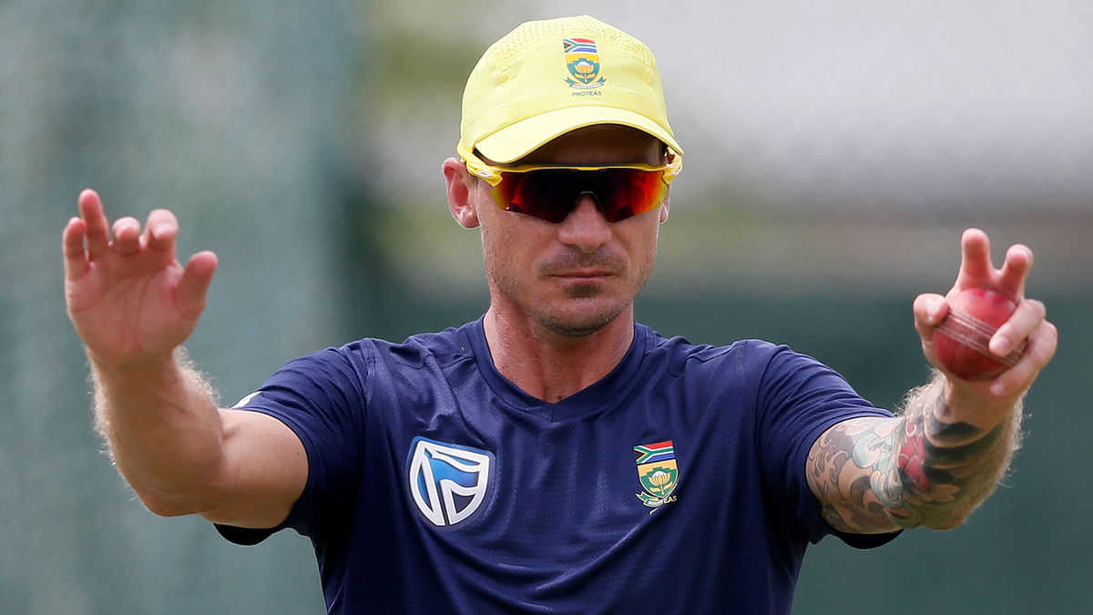 South Africa`s fast bowler Dale Steyn stretches during a practice session ahead of their second test cricket match against Sri Lanka in Colombo, Sri Lanka on 19 July 2018. Reuters File Photo
