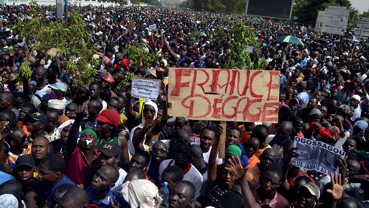 People take part in a rally to protest against the failure of the government and international peacekeepers to stem rising ethnic and jihadist violence, in the Malian capital of Bamako. Photo: Reuters