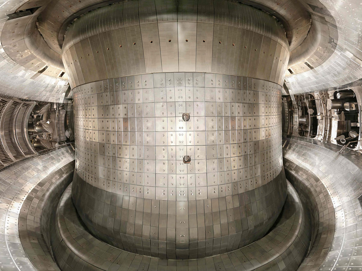 This handout picture taken on 19 May 2014 and released on 22 April 2019 by Chinese Academy of Sciences Institute of Plasma Physics, shows a vacuum vessel inside the Experimental Advanced Superconducting Tokamak (EAST) device at a laboratory in Hefei, east China`s Anhui province. Photo: AFP