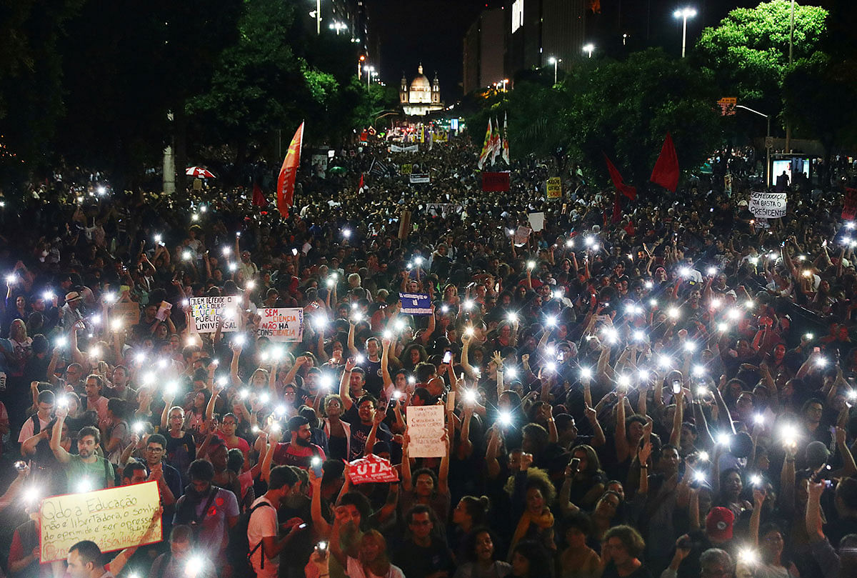 People protest against cuts to federal spending on higher education planned by Brazil`s President Jair Bolsonaro`s right-wing government, in Rio de Janeiro, Brazil on 15 May 2019. Photo: Reuters
