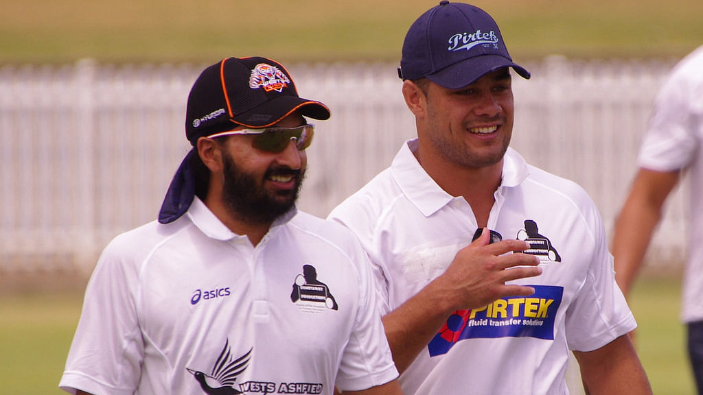 Former England spinner Monty Panesar (L). Photo: flickr.com