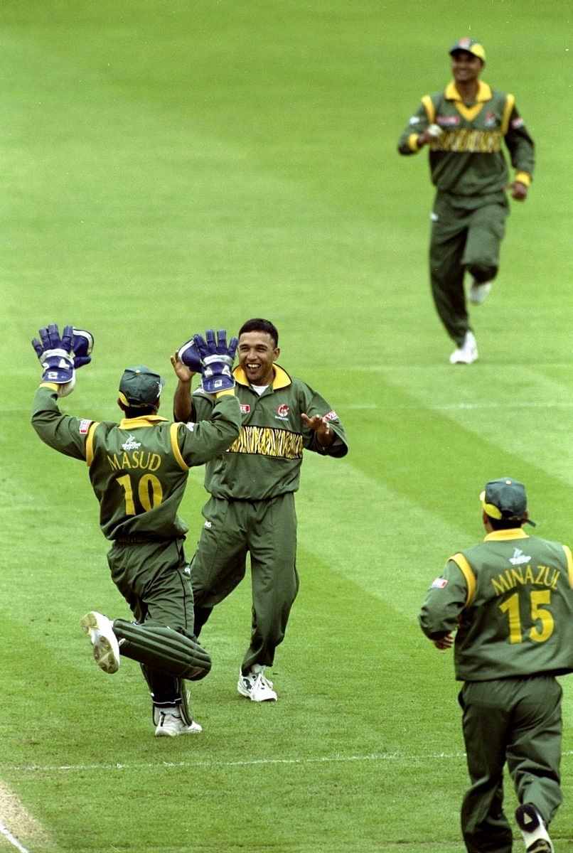 Bangladesh all-rounder Khaled Mahmud celebrates one of his three wickets against Pakistan in the 1999 World Cup. Photo: Twitter.