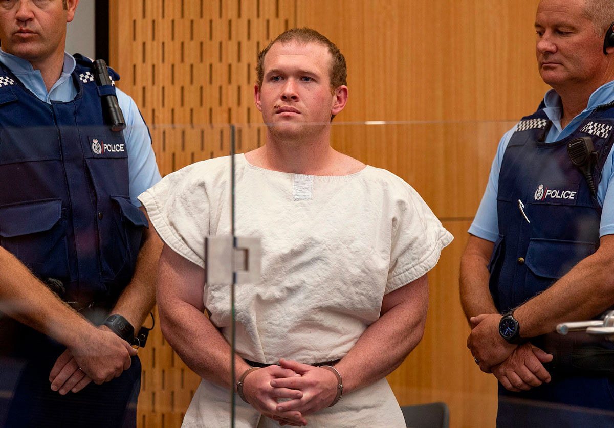 In this picture taken on 16 March 2019, Brenton Tarrant (C), the man charged in relation to the Christchurch massacre, stands in the dock during his appearance at the Christchurch District Court. Photo: AFP