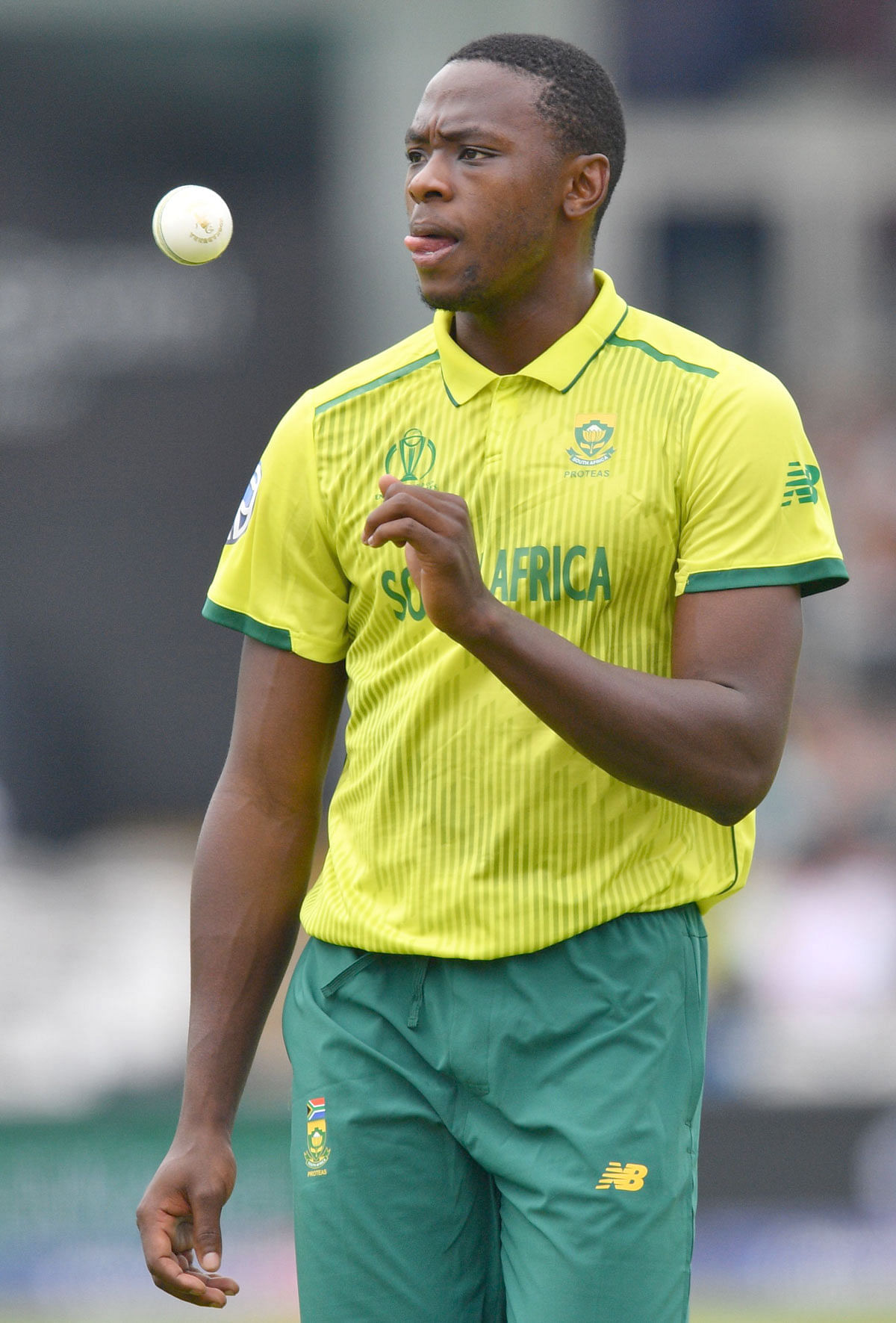 South Africa`s Kagiso Rabada prepares to bowl during the 2019 Cricket World Cup group stage match between Pakistan and South Africa at Lord`s Cricket Ground in London on 23 June, 2019. Photo: AFP