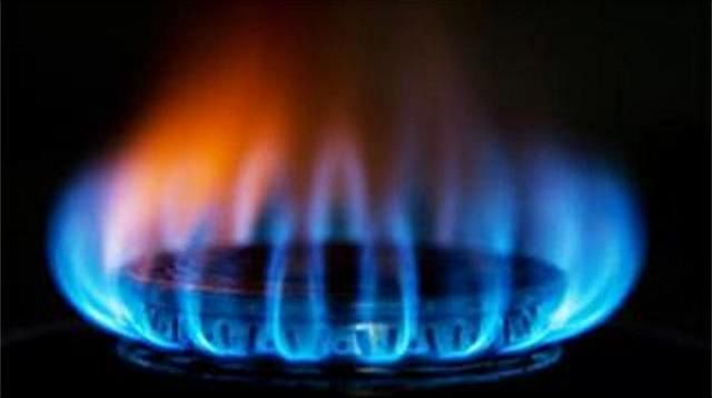 Residents pay Tk 975 for gas worth Tk 500