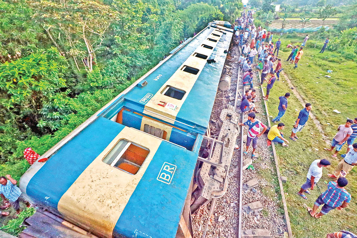 Derailed train. Prothom Alo File Photo