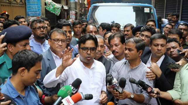 Dhaka South City Corporation mayor Sayeed Khokon talks to media. Prothom Alo File Photo
