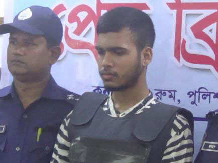 Police arrest Rishan Farazi (M) on Thursday. Prothom Alo File Photo