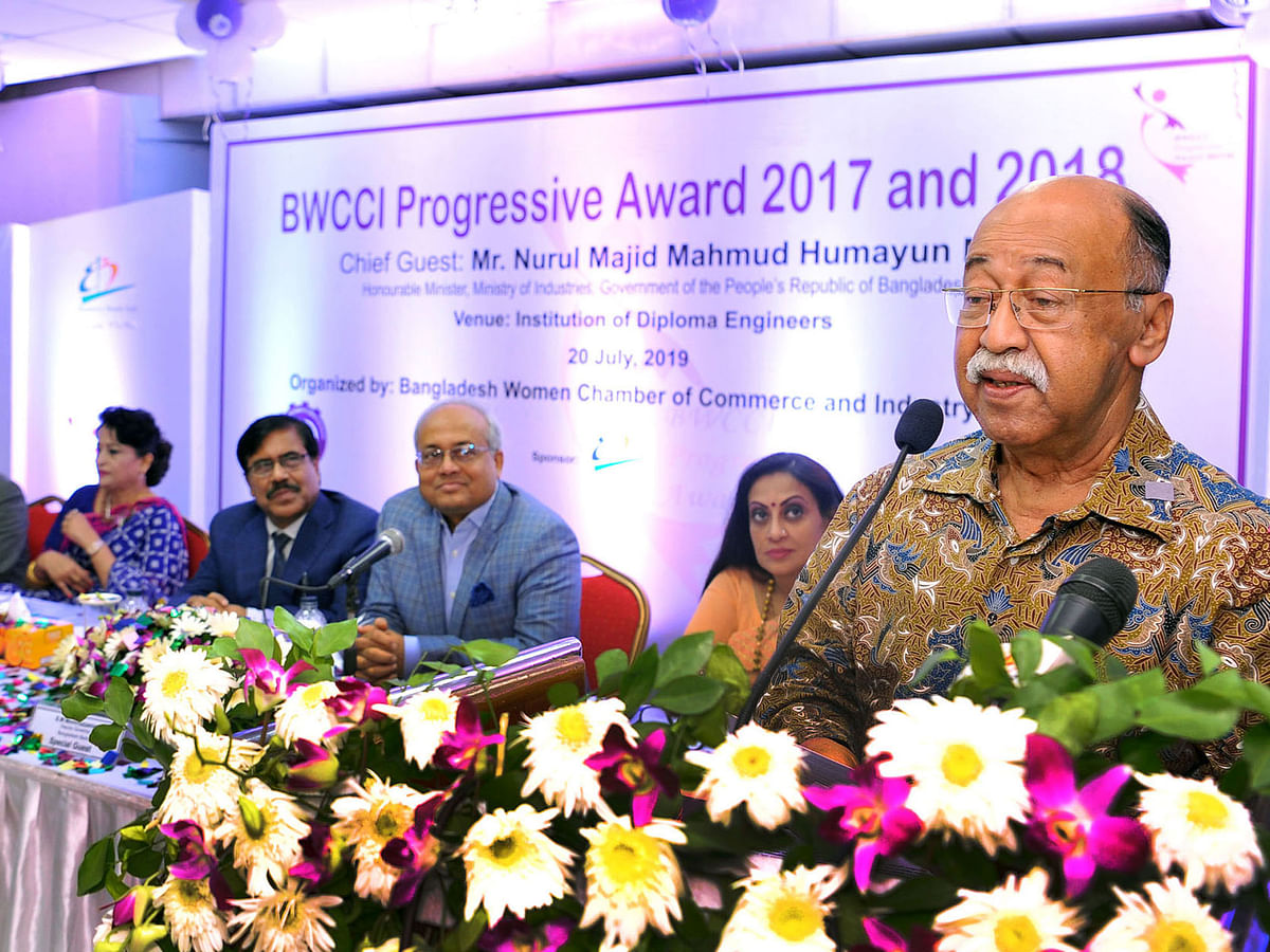 Industries minister Nurul Majid Mahmud Humayun addresses the BWCCI Progressive Award 2017-2018 programme as chief guest at the conference room of the Institution of Diploma Engineers, Bangladesh, Dhaka on Saturday. Photo: BSS