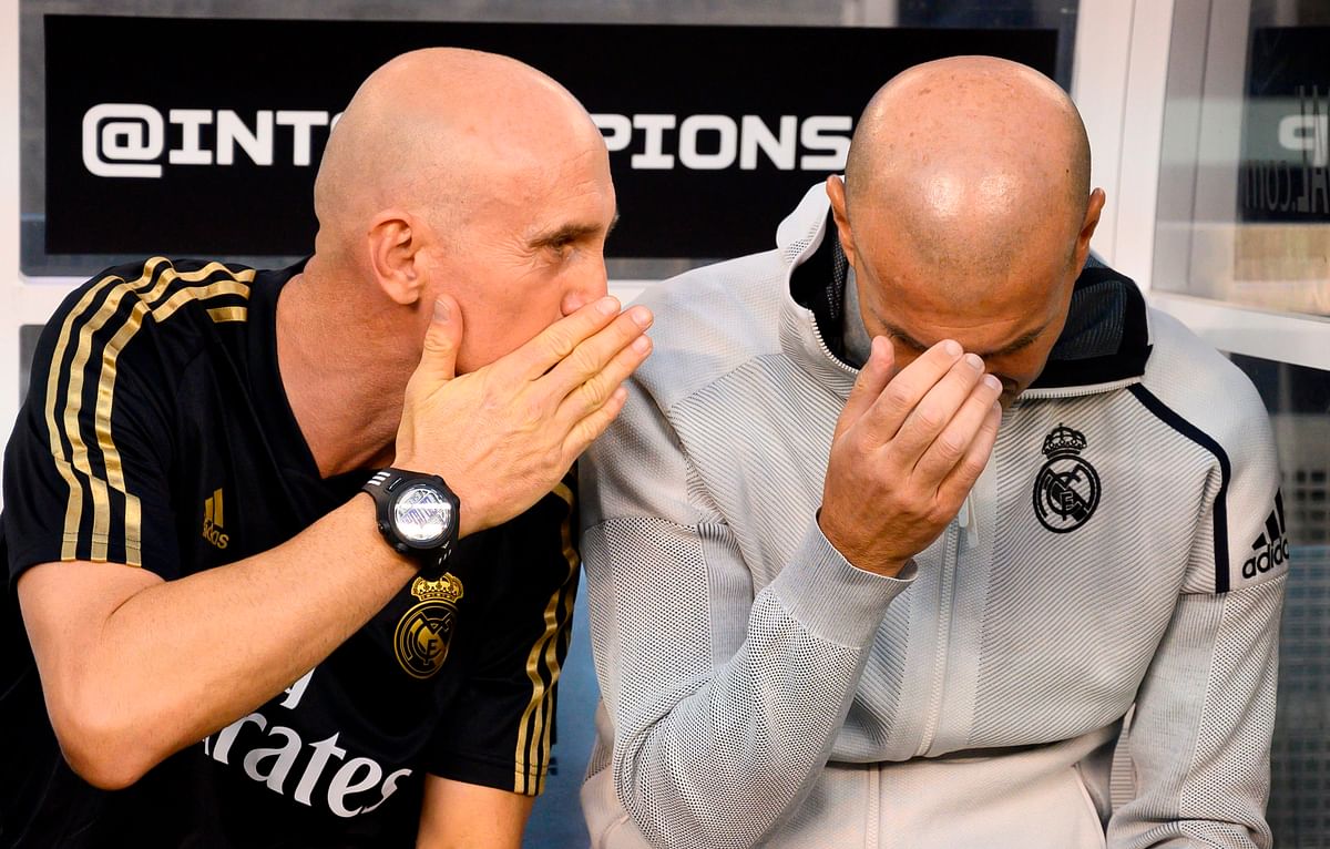 Real Madrid`s French headcoach Zinedine Zidane (R) reacts during the 2019 International Champions Cup football match between Real Madrid and Atletico Madrid at the Metlife Stadium Arena in East Rutherford, New Jersey on 26 July 2019. Photo: AFP
