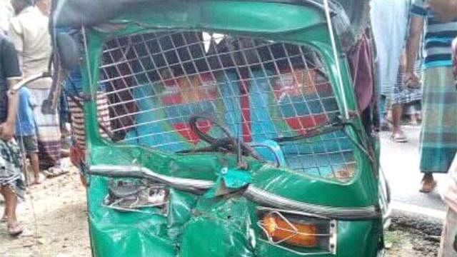 Damaged auto-rickshaw in the Kishoreganj road accident. Photo: Prothom Alo