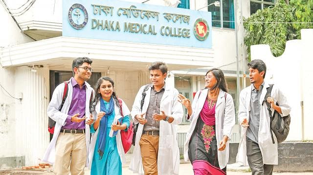 Students at Dhaka Medical College