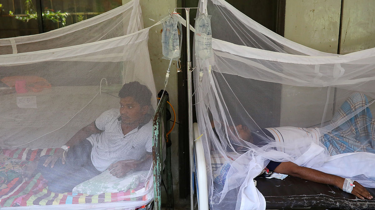 Dengue infected patients are seen hospitalised at the Shaheed Suhrawardy Medical College and Hospital in Dhaka. Photo: Reuters