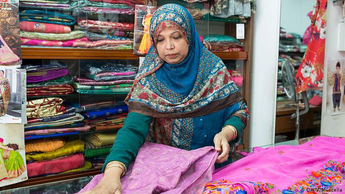 Sultana opened the first traditional fashion shop as a way to assert herself. Photo: DW