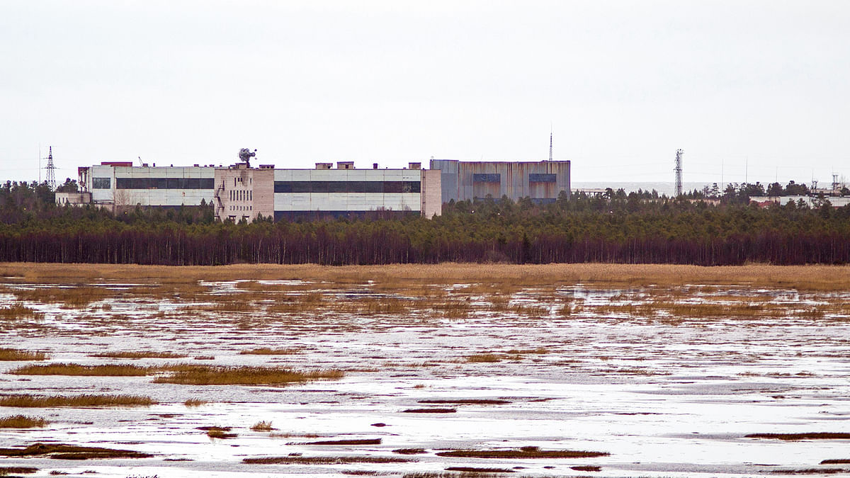 A picture taken on 9 November 2011 shows buildings at a military base in the small town of Nyonoska in Arkhangelskaya oblast, Russia. Photo: AFP