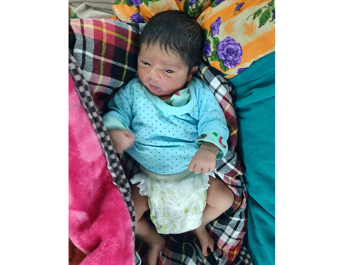 A baby boy is pictured in a hospital two days after his birth for which his parents travelled hours from south Kashmir`s Kokernag to reach a Srinagar hospital, during restrictions after Indian government scrapped the special constitutional status for Kashmir, 10 August, 2019. Photo: Reuters