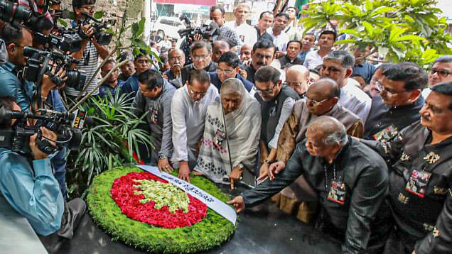 On behalf of prime minister Sheikh Hasina, Awami League leaders place wreaths in memory of the martyrs of the 21 August grenade attacks at Bangabandhu Avenue, Dhaka on Wednesday.Photo: Hasan Raza