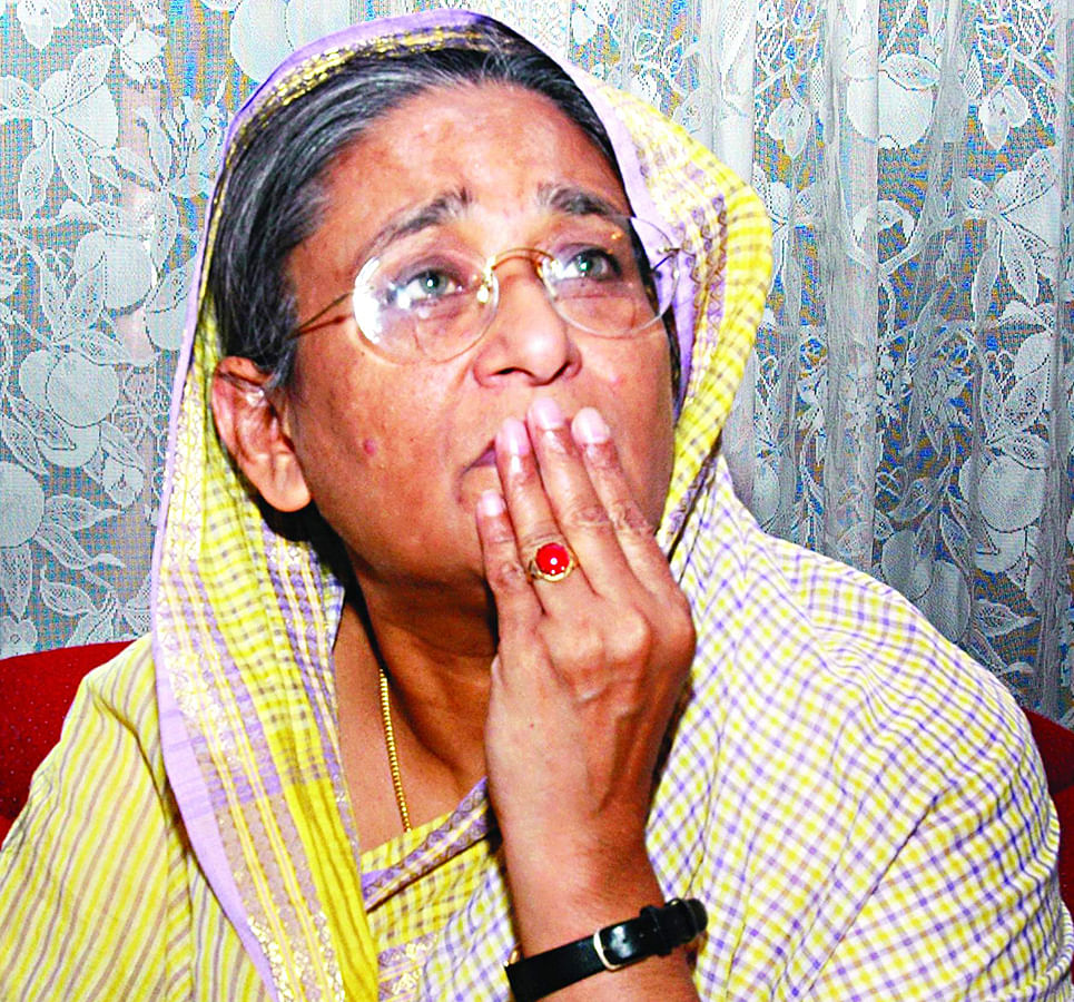 Astounded Sheikh Hasina at her Dhanmondi residence, Dhaka on 22 August 2004. Photo: Shamsul Haque