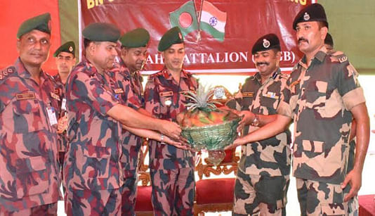 A battalion commander level flag meeting between Border Guard Bangladesh (BGB) and Border Security Force (BSF) of India held at Meerganj BGB camp in Bagha, Rajshahi on Wednesday. Photo: BSS