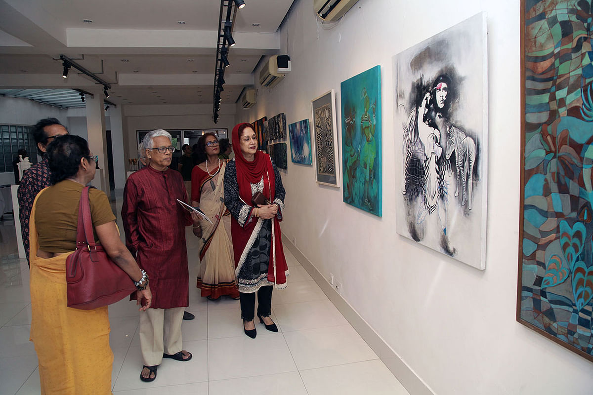 Visitors at Alliance Francaise`s La Galerie in Dhaka on Monday. Photo: Prothom Alo.