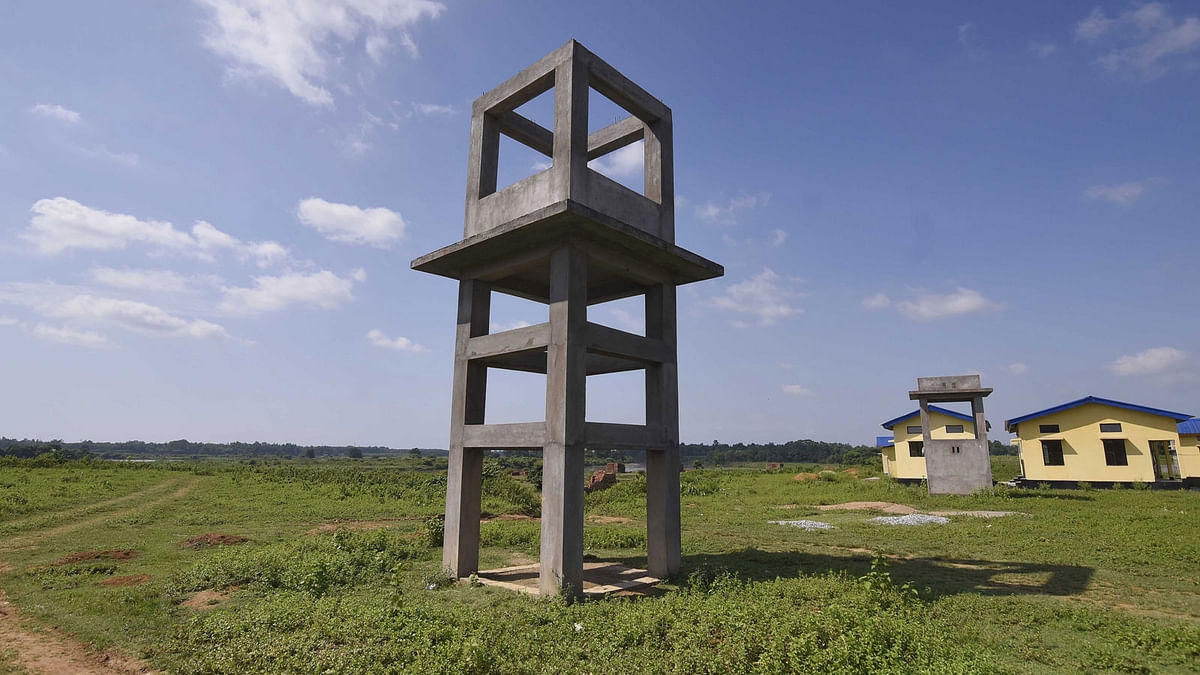 A security tower inside an under-construction detention centre for illegal immigrants is pictured at a village in Goalpara district in the northeastern state of Assam, India, 1 September, 2019. Photo: Reuters