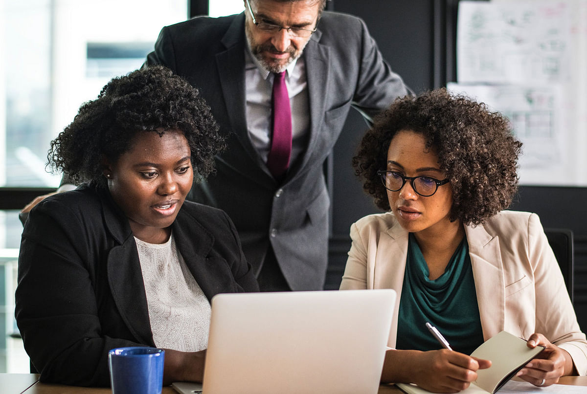 A new study suggests spending more time standing is effective to increase energy expenditure. Photo: Pexels