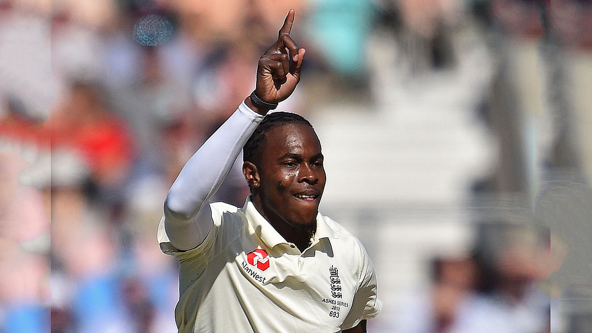 England`s Jofra Archer celebrates taking the wicket of Australia`s Marcus Harris (unseen) for three runs during play on the second day of the fifth Ashes cricket Test match between England and Australia at The Oval in London on 13 September, 2019. Photo: AFPEngland`s Jofra Archer celebrates taking the wicket of Australia`s Marcus Harris (unseen) for three runs during play on the second day of the fifth Ashes cricket Test match between England and Australia at The Oval in London on 13 September, 2019. Photo: AFP
