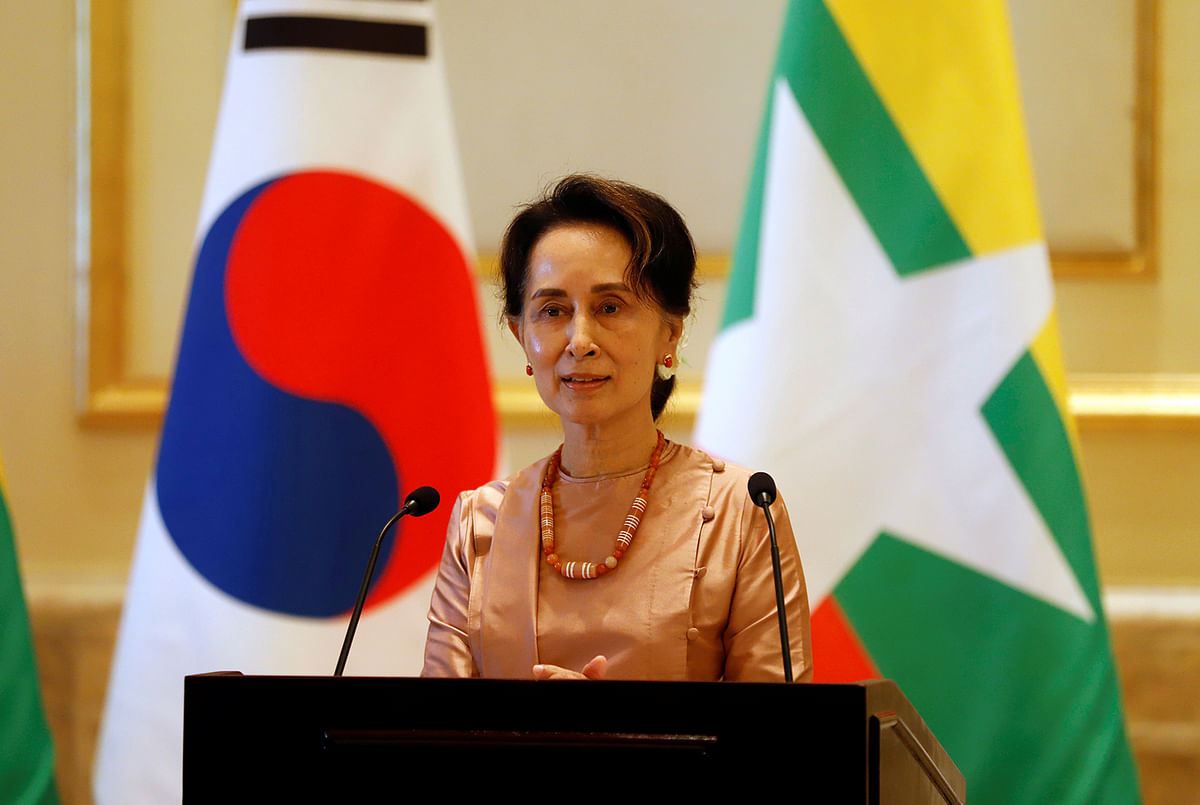 Myanmar`s State Counsellor Aung San Suu Kyi talks to journalists during a press conference after she met with South Korean President Moon Jae-in at the Presidential Palace in Naypyitaw. Photo: Reuters