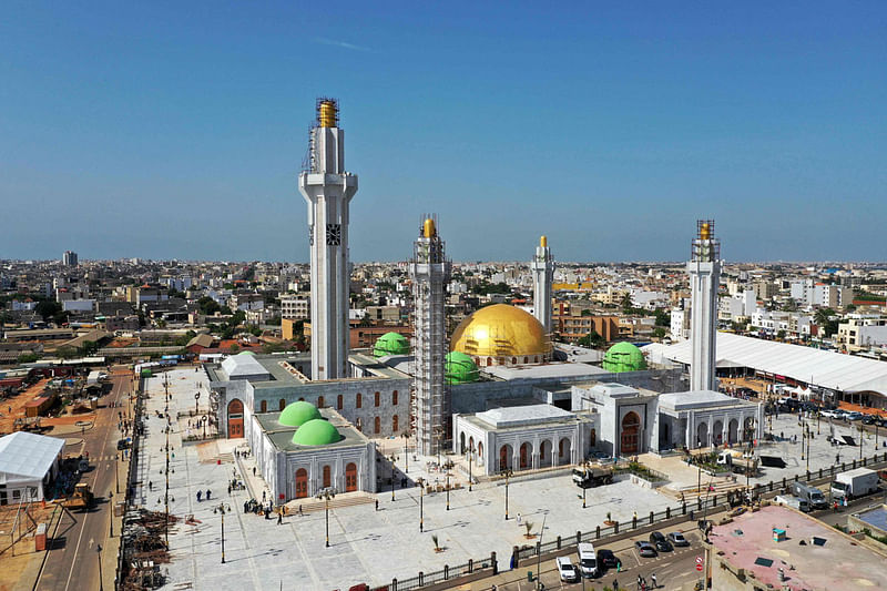 This aerial view taken on 23 September, 2019, shows the Great Mosque of the Mourides in Dakar, on the eve of the inauguration of the building in the Senegalese capital. Photo: AFP