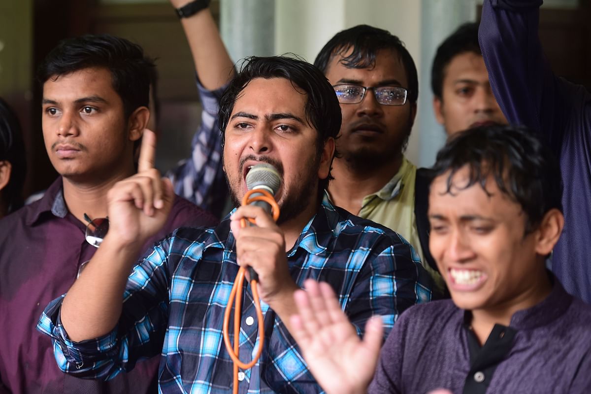 A Bangladeshi student of Dhaka University makes a speech during a protest in Dhaka on 7 October 2019. Photo: AFP