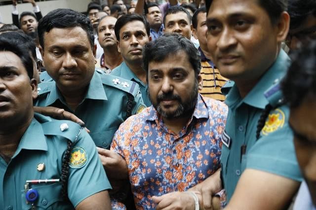 Expelled Jubo League Dhaka South unit president Ismail Hossain Samrat being produced before a Dhaka court on 15 October, 2019. Photo: Tanvir Ahmed