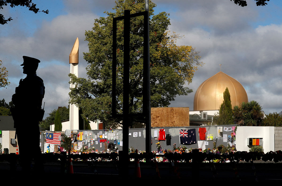 A police officer stands guard outside Al Noor mosque in Christchurch. Reuters file photo