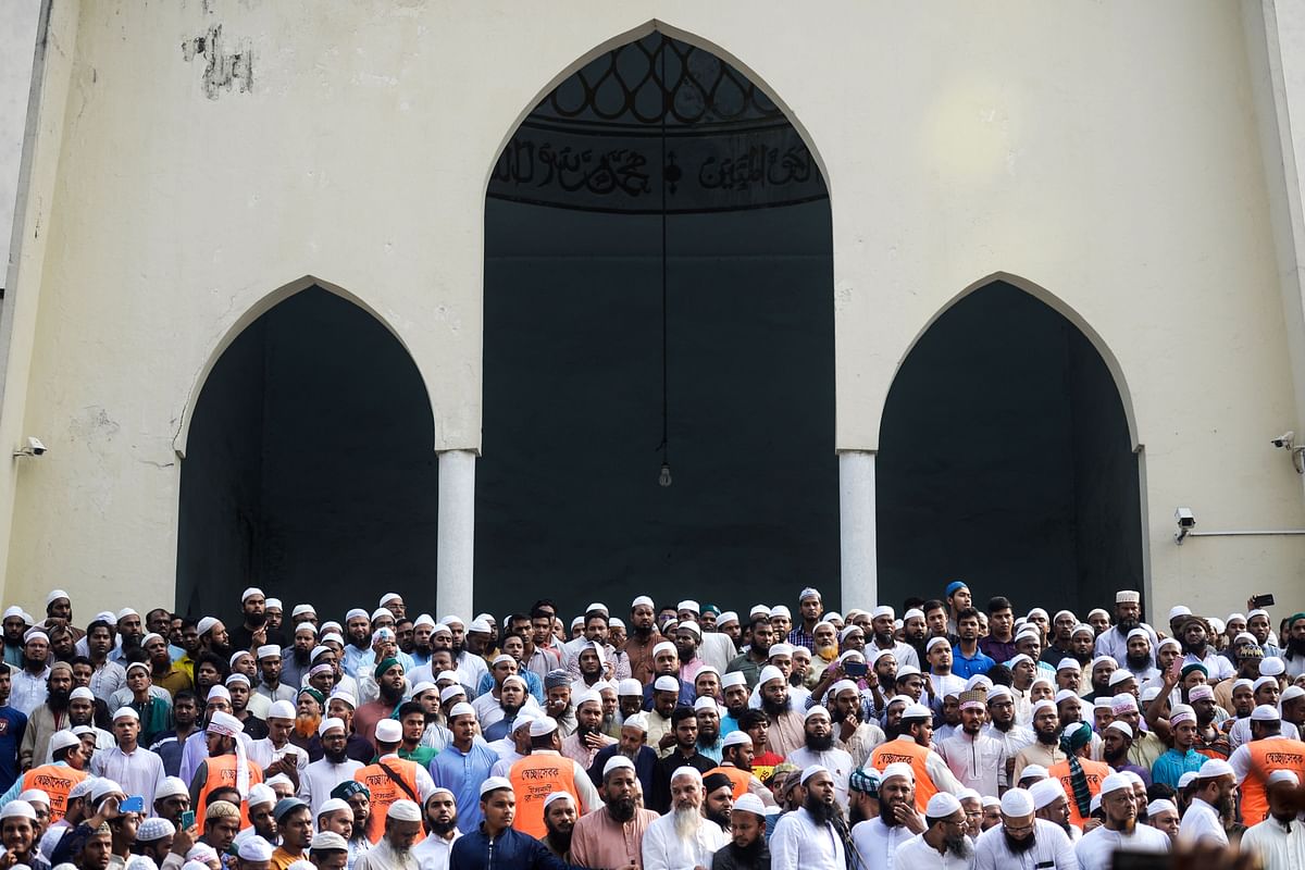 Muslim demonstrators take part in a protest in Dhaka on 21 October 2019, a day after deadly clashes when police shot at Bangladeshi Muslims protesting Facebook messages that allegedly defamed the Prophet Mohammed. Photo: AFP