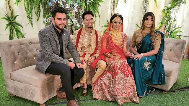 Actor Siam and his wife Abanti with the newlywed Sabila Nur and Nehal Sunanda Taher on 25 Oct evening. Photo: Prothom Alo