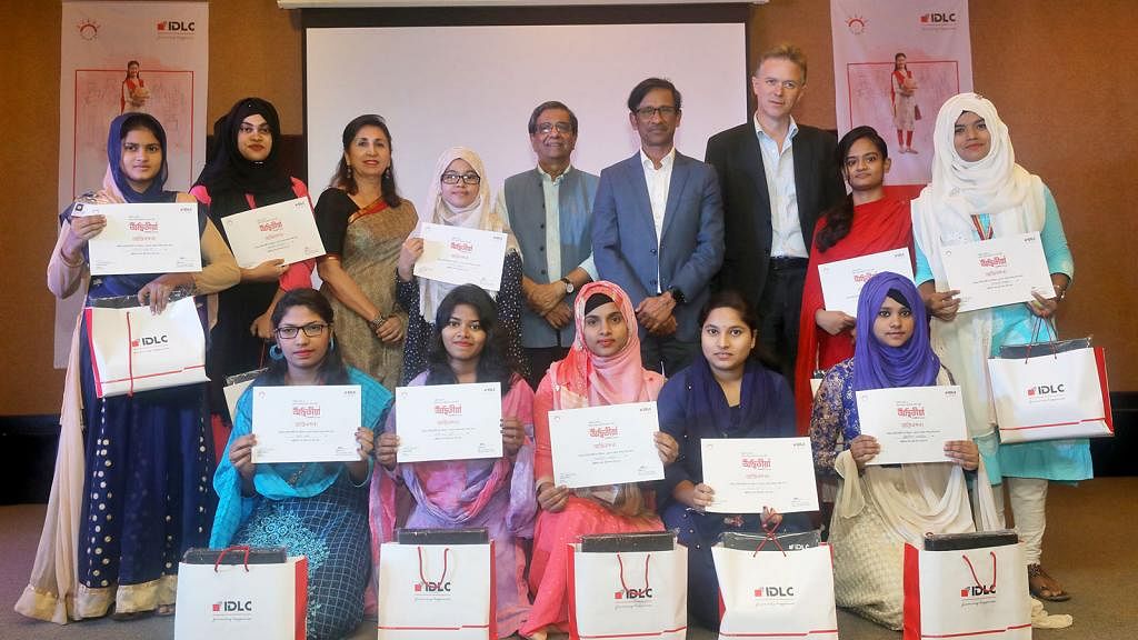 10 students of Asian University for Women, Chittagong got the scholarship of Prothom Alo Trust-IDLC Finance Limited on 29 October. Photo: Sourav Das