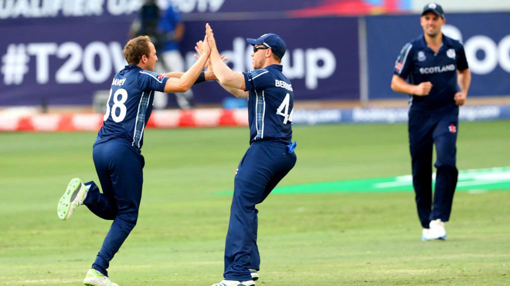 Scotland beat United Arab Emirates by 90 runs on Wednesday in Dubai to qualify for next year`s T20 World Cup tournament. Photo: Twitter