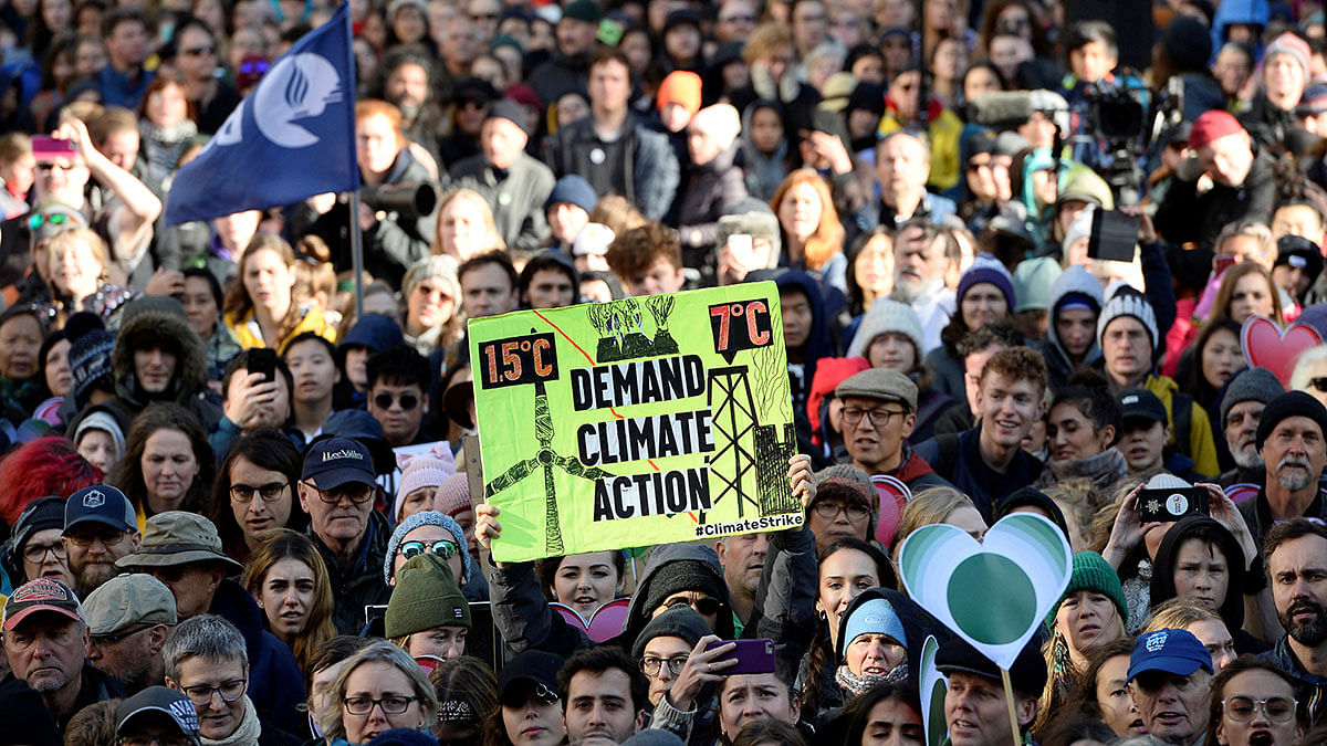 A crowd of thousands march in a climate strike featuring climate change teen activist Greta Thunberg in Vancouver, British Columbia, Canada on 25 October 2019. Photo: Reuters