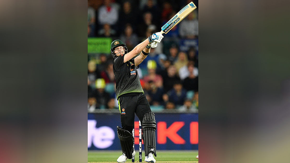 Steve Smith of Australia plays a shot during the second Twenty20 match between Australia and Pakistan at the Manuka Oval in Canberra on 5 November, 2019. Photo: AFP