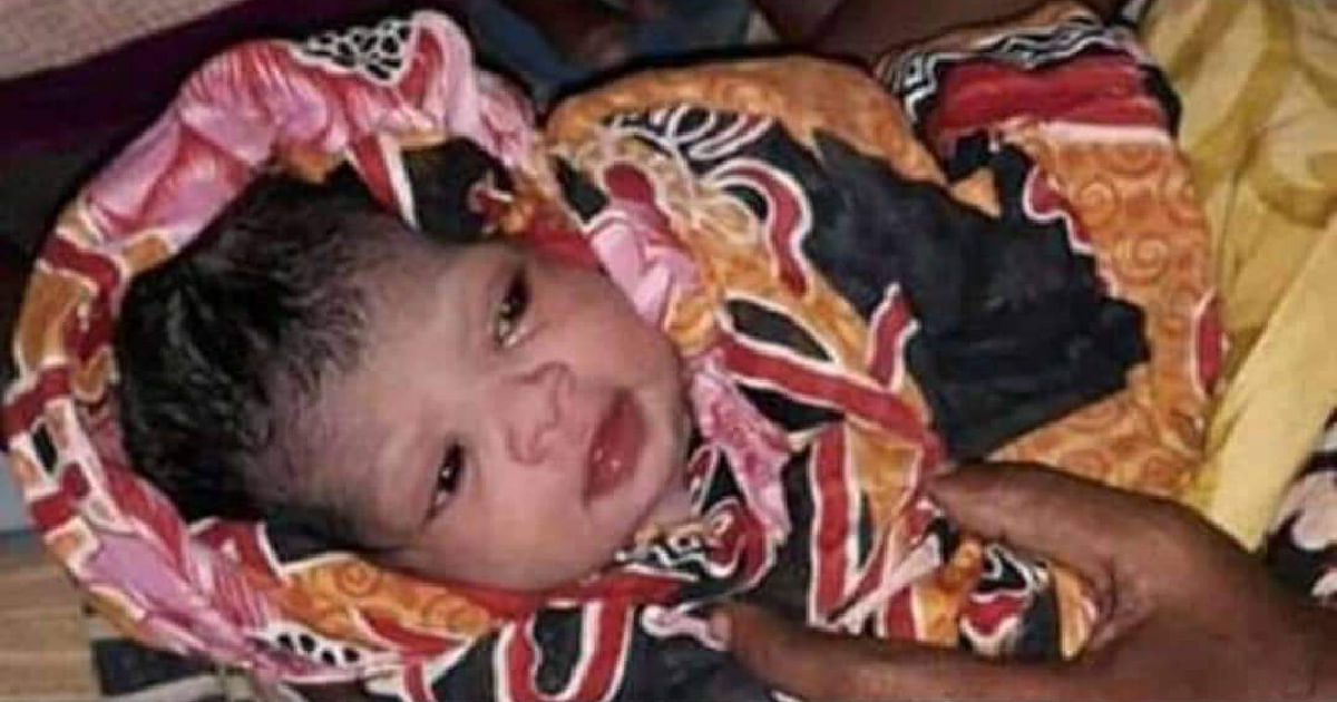 A newborn at Khulna was named after cyclone Bulbuli. Photo: UNB