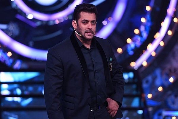 Salman Khan hosting Big Boss. Photo: Twitter