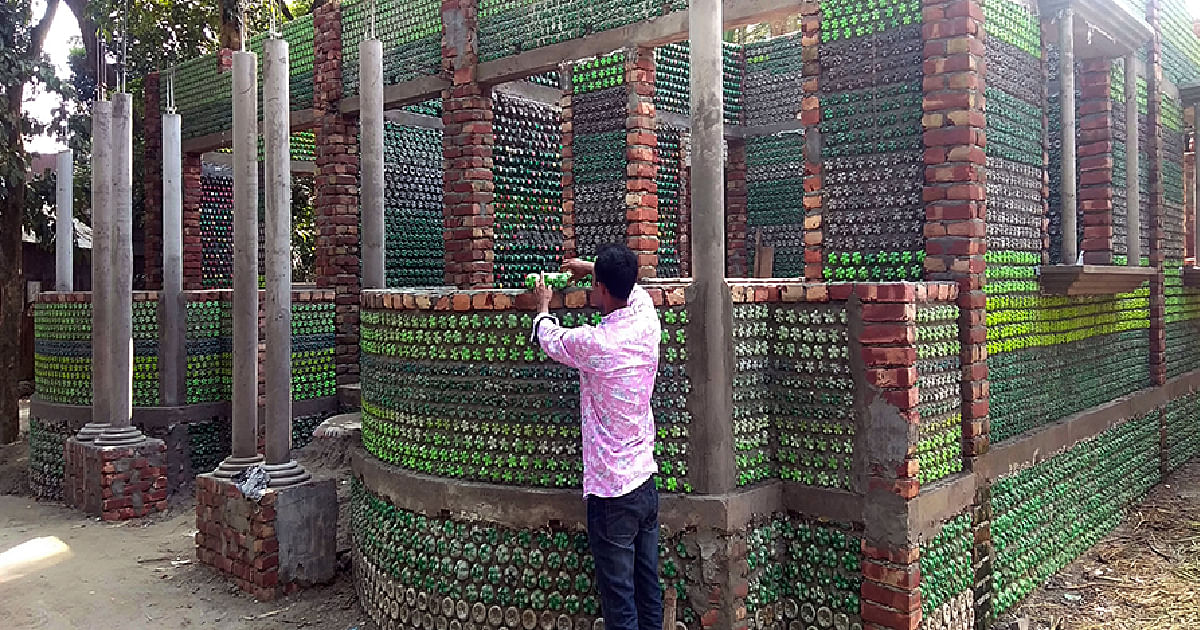 A house made out of plastic bottles in Latia, Homna of Cumilla. Photo: UNB