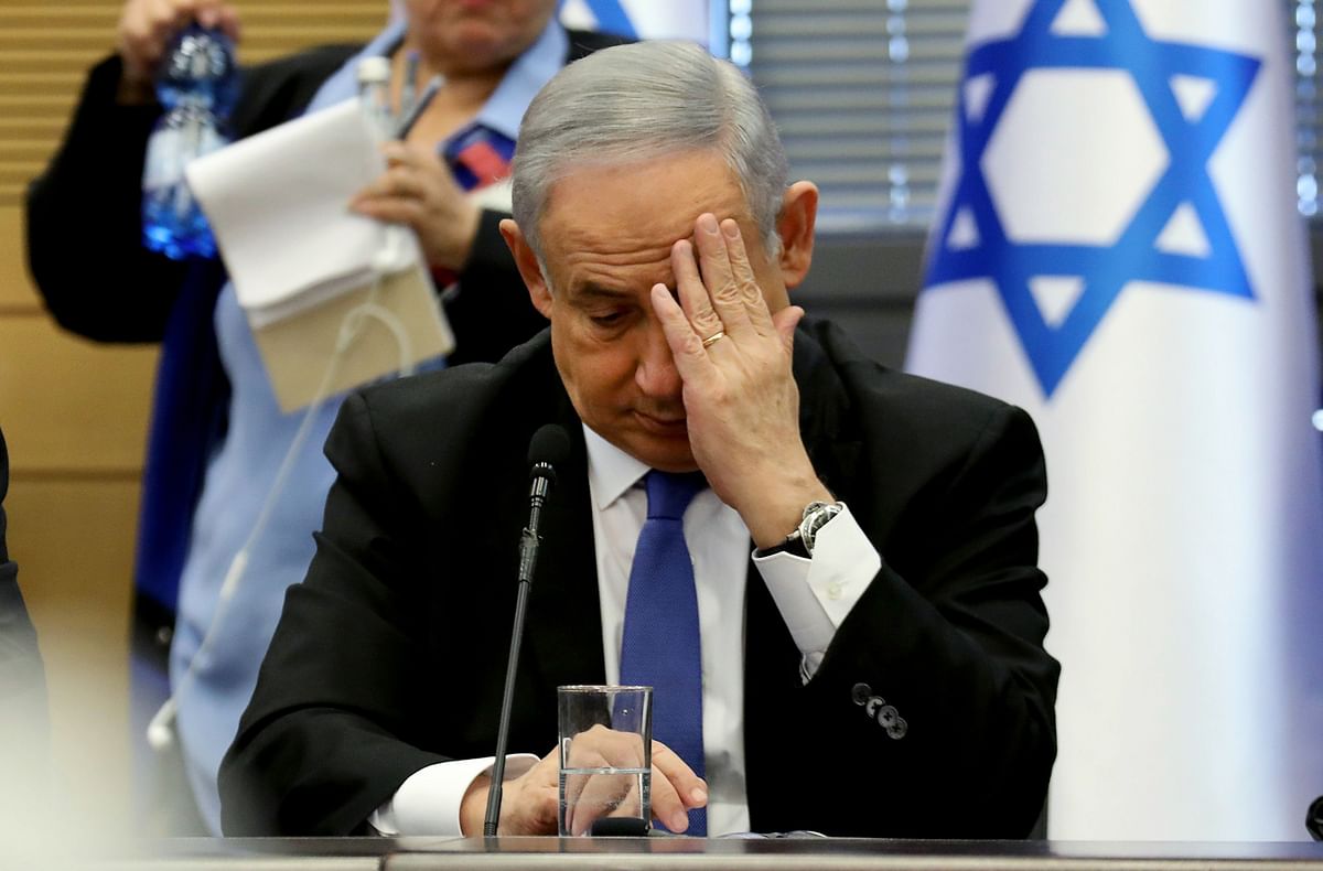 Israeli prime minister Benjamin Netanyahu gestures as he speaks during a meeting of the right-wing bloc at the Knesset (Israeli parliament) in Jerusalem on 20 November 2019. Photo: AFP