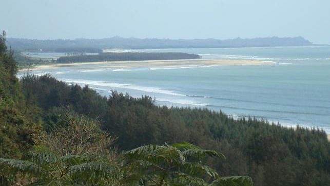 A view of Bay of Bengal from Himchhari point. Photo: Collected/Prothom Alo