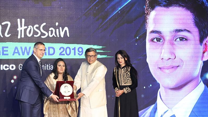 UNO Farida Yasmin handed over the Faraaz Hossain Courage Award by PepsiCo India president Ahmed El Sheikh and Bishwo Shahitto Kendro chairman Abdullah Abu Sayeed on 1 December, 2019. The programme was also graced by Faraaz’s mother Simeen Hossain. Photo: Saiful Islam