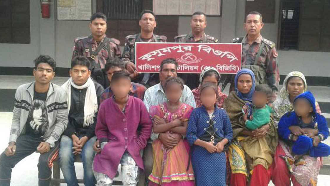 BGB detains 12 alleged Bangladeshis for entering Bangladesh from India. Photo: UNB