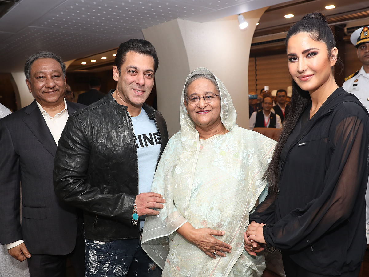 Bollywood superstars Salman Khan and Katrina Kaif pose with prime minister Sheikh Hasina. Photo: BCB