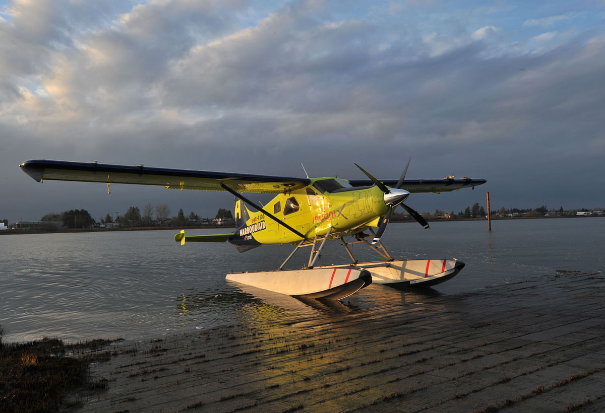 Harbour Air Pilot and CEO Greg McDougall flies the world’s first all-electric, zero-emission commercial aircraft during a test flight in a de Havilland DHC-2 Beaver from Vancouver International Airport’s South Terminal on the Fraser River in Richmond, British Columbia, Canada on 10 December. Photo: AFP